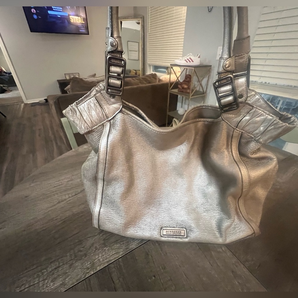 Authentic Burberry Limited Edition 2009 Bag GUC $2000 MSRP